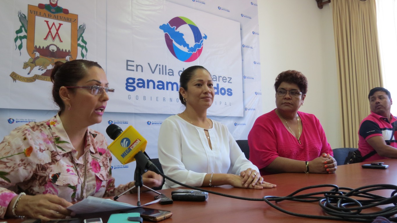Salda ayuntamiento de la Villa deuda con sindicalizados