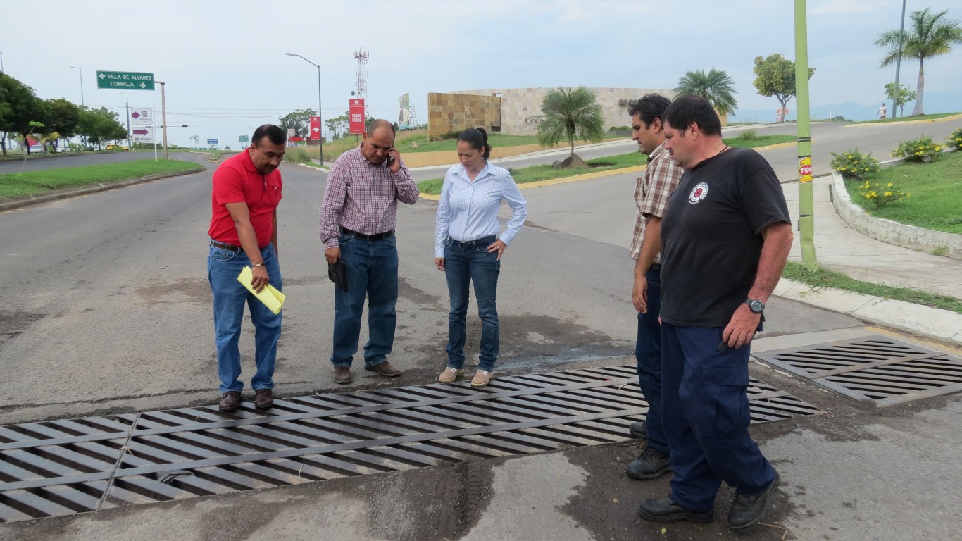 Inician en la “Villa” acciones de prevención por Huracán Patricia
