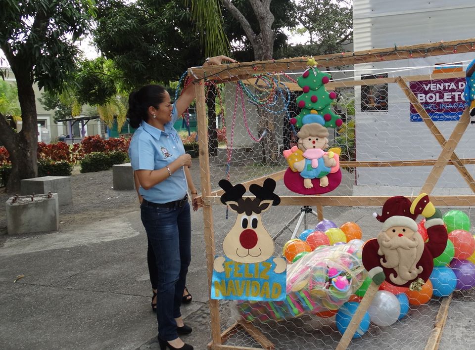 Participemos en el JugueDIF 2015 para dar alegría a los niños en esta navidad.