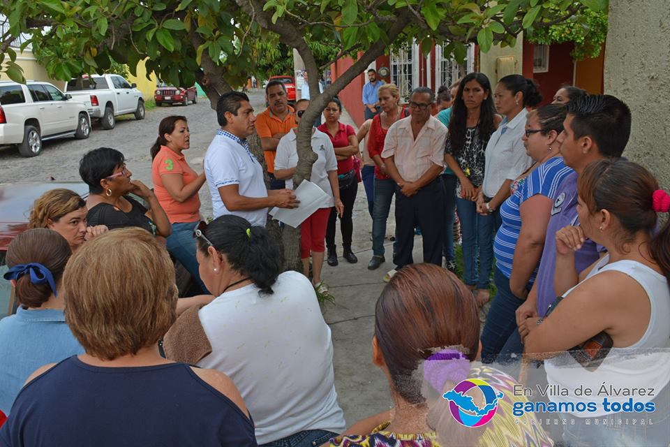 la alcaldesa Yulenny Cortés León se compromete a brindar asesoría legal.