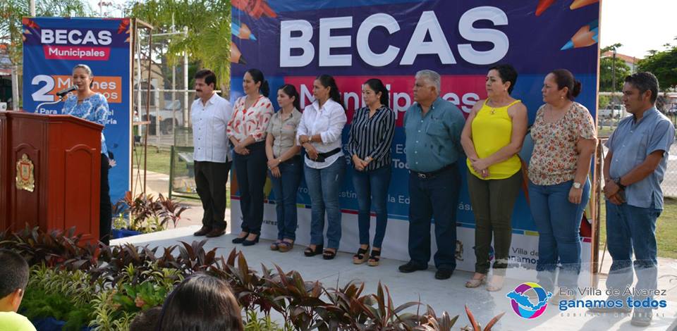 Se cerró la primera etapa de entrega de becas “Estímulos a la Educación Básica”.