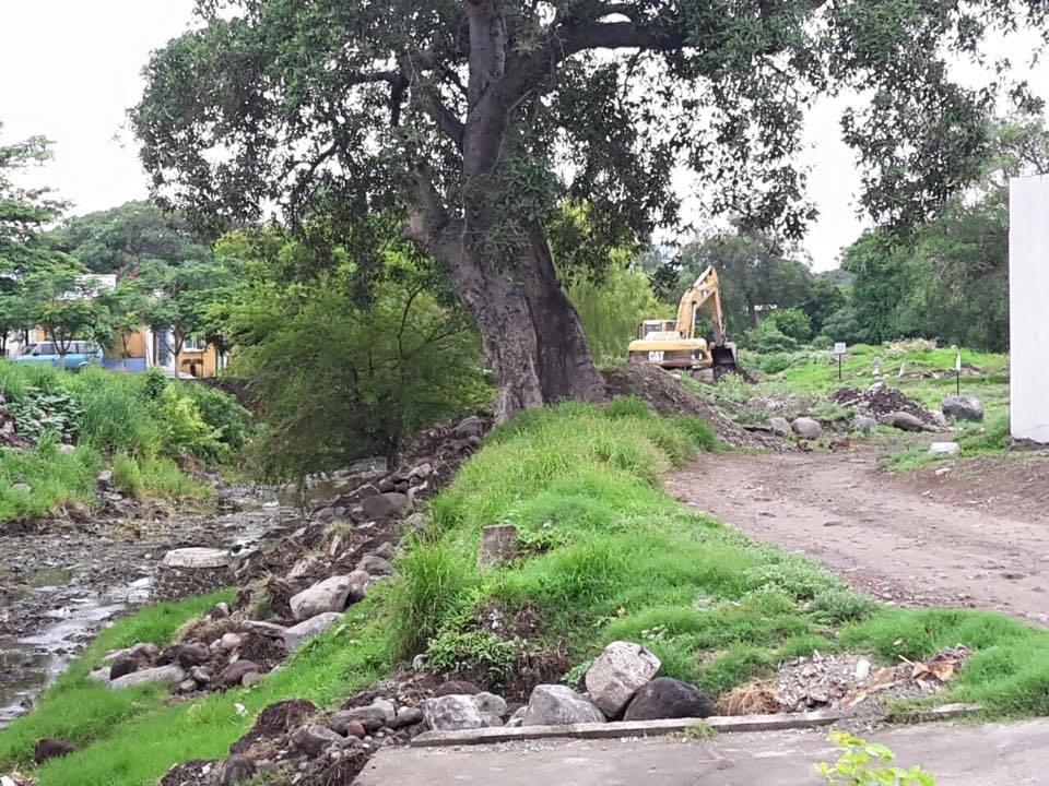 Protección Civil de la Villa realiza limpieza del río Pereyra