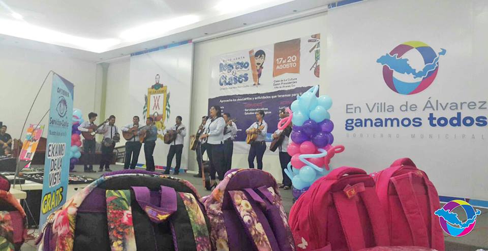 Organizan actividades culturales en la Expo Venta de Útiles Escolares