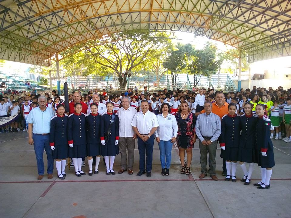 Felipe Cruz y Secretario de Educación Ponen en Marcha Juegos Nacionales Deportivos Infantiles